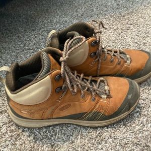 Keen Hiking boots